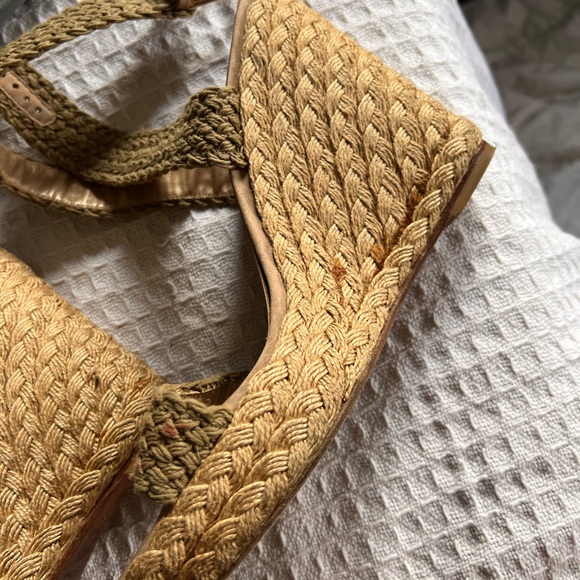 Stuart Weitzman Tan Woven Wedges - Picture 3 of 10